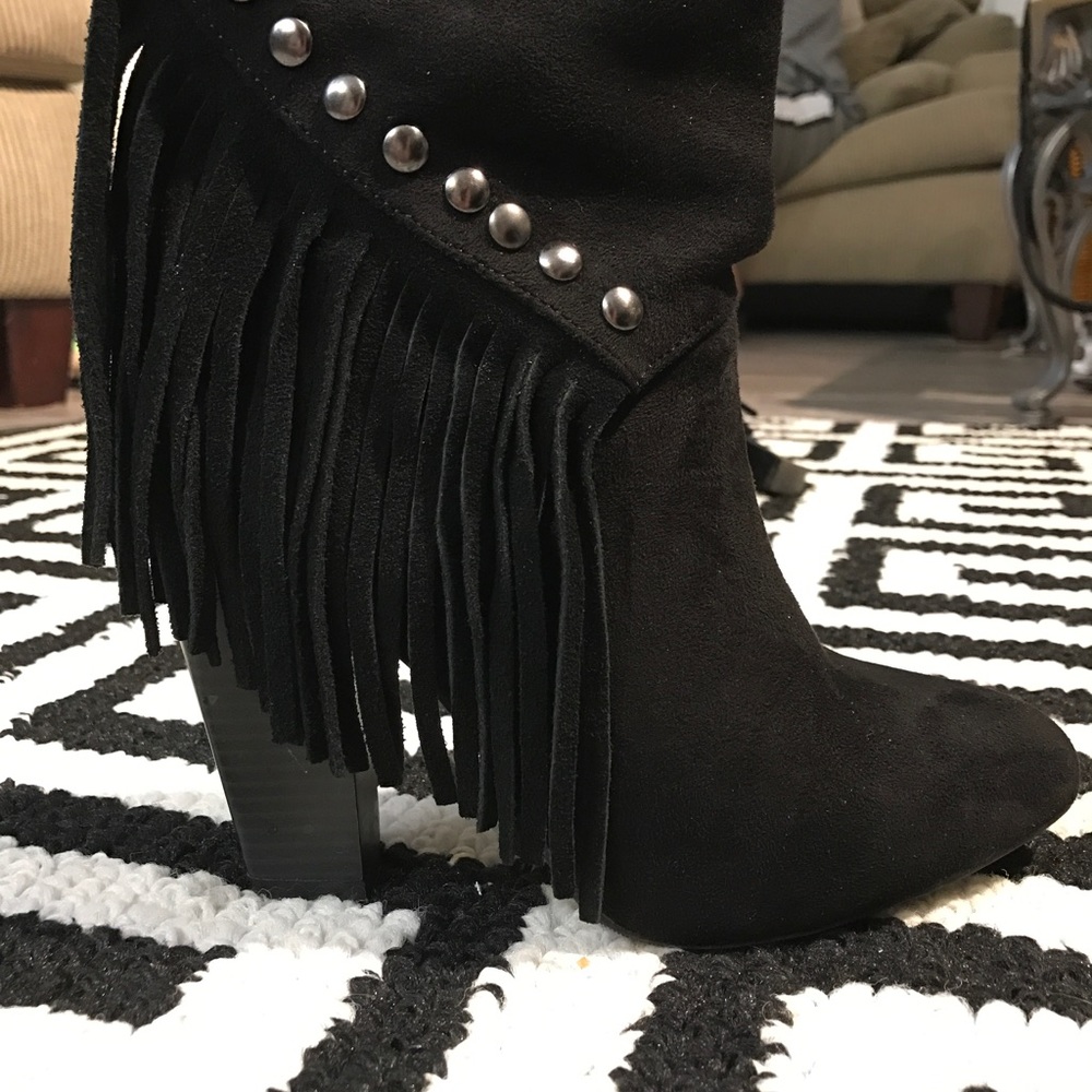 Black fringe booties